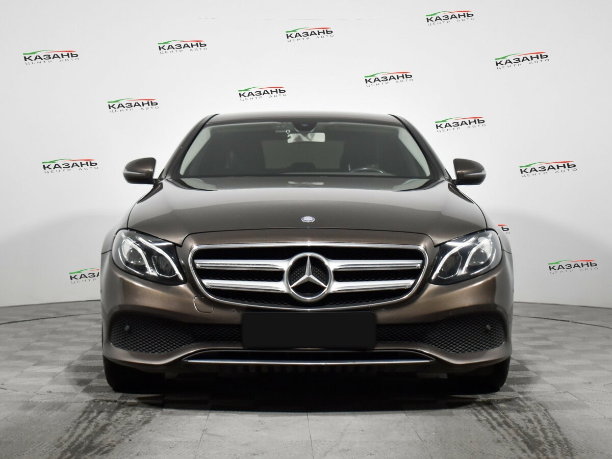 Купить Mercedes-Benz E-Класс с пробегом. Фото: #1