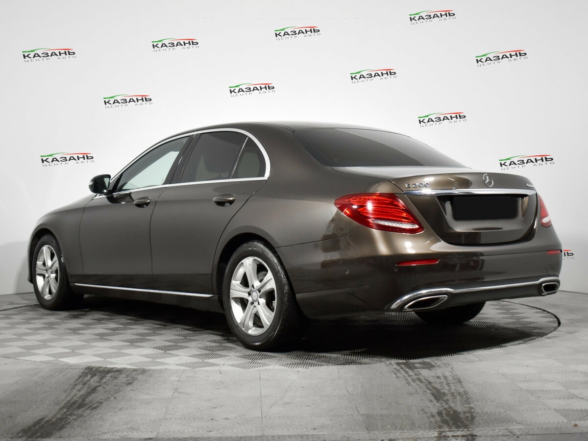Купить Mercedes-Benz E-Класс с пробегом. Фото: #5