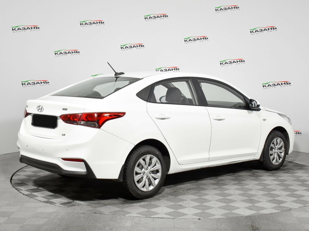 Купить Hyundai Solaris с пробегом. Фото: #4