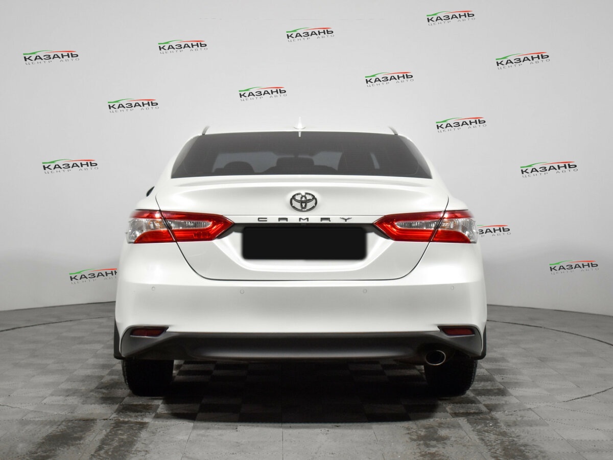 Купить Toyota Camry с пробегом. Фото: #4