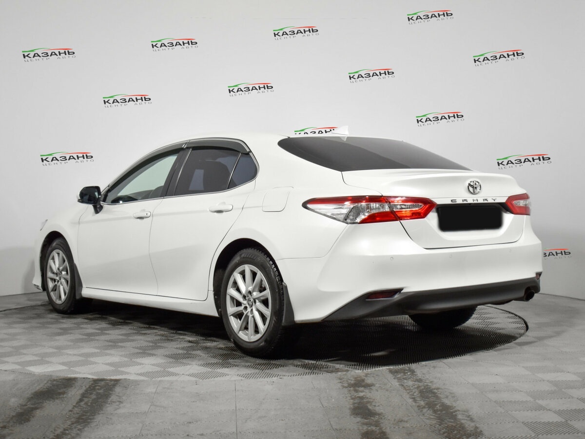 Купить Toyota Camry с пробегом. Фото: #5