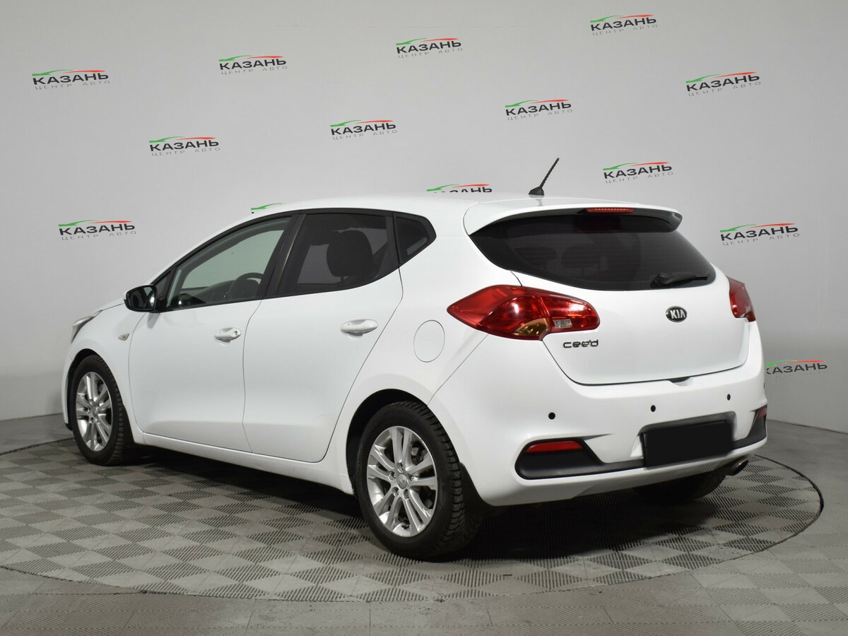 Купить Kia Ceed с пробегом. Фото: #6