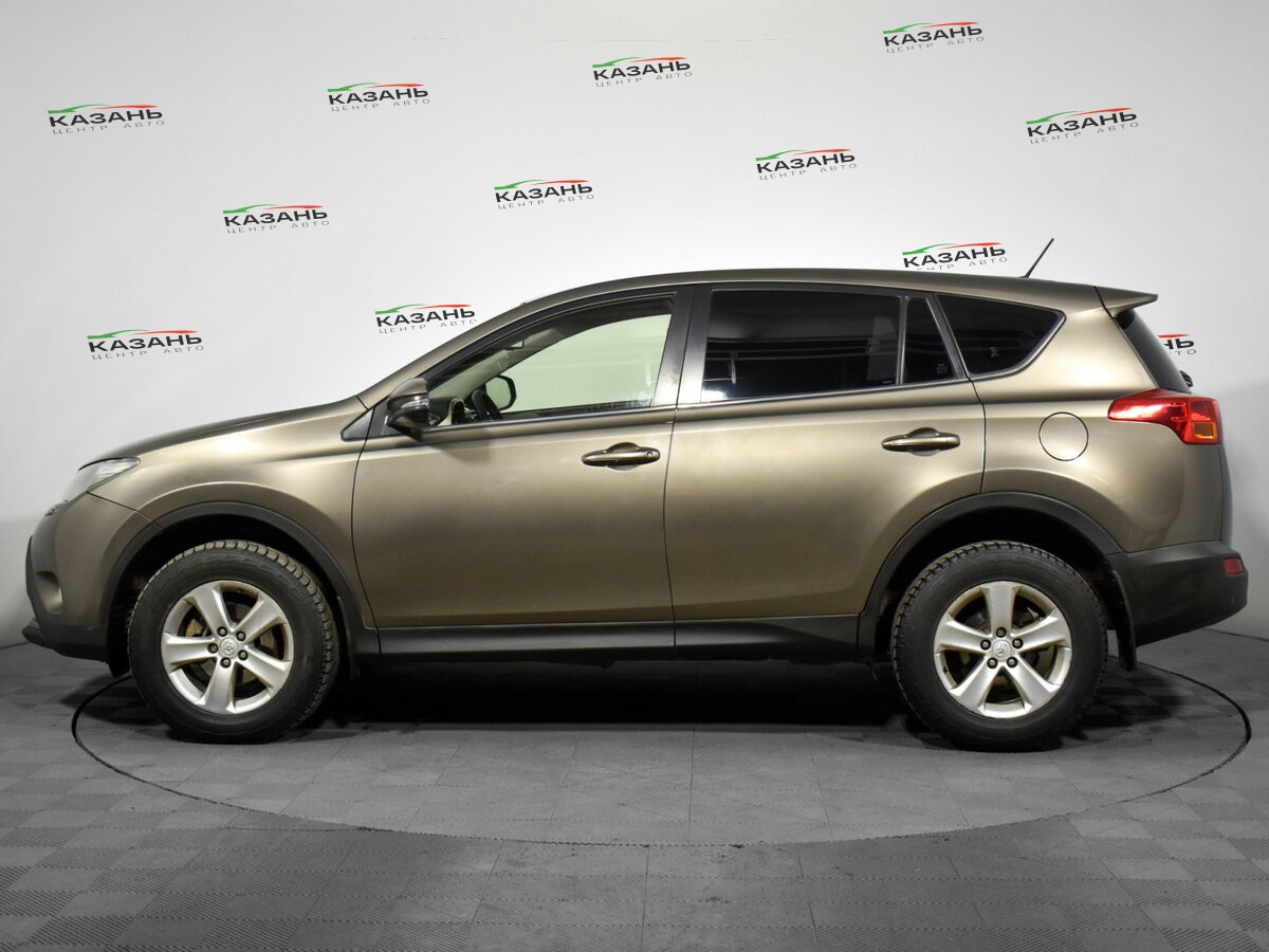 Купить Toyota RAV4 с пробегом. Фото: #7