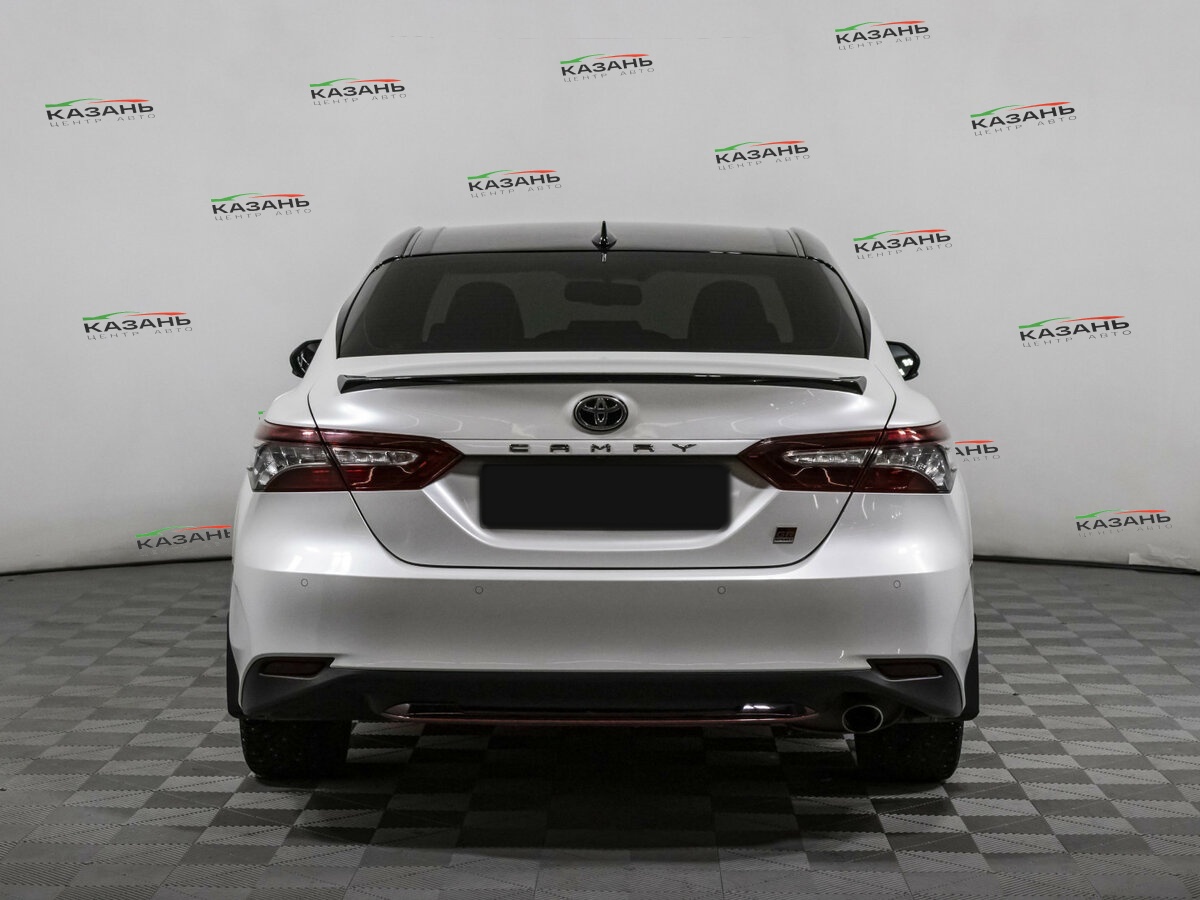 Купить Toyota Camry с пробегом. Фото: #4