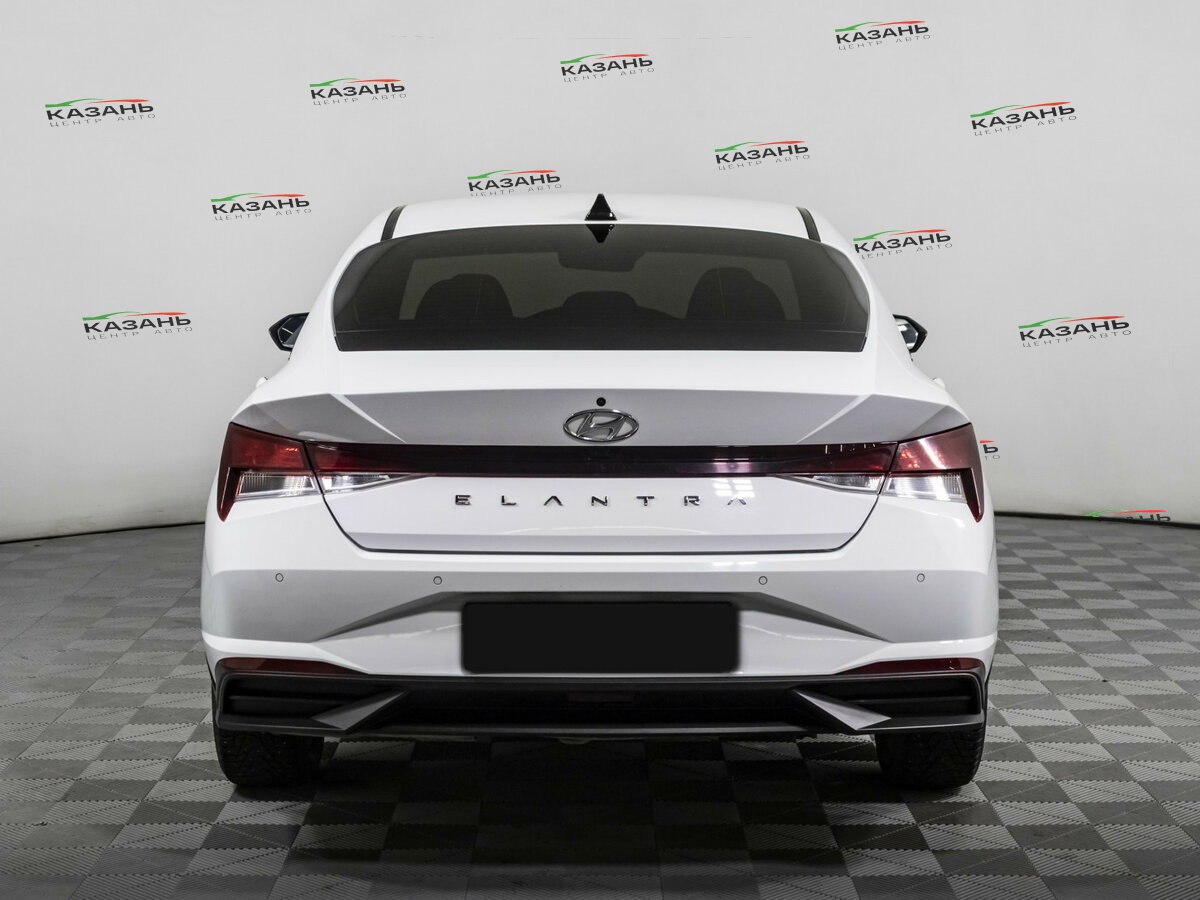 Купить Hyundai Elantra с пробегом. Фото: #5