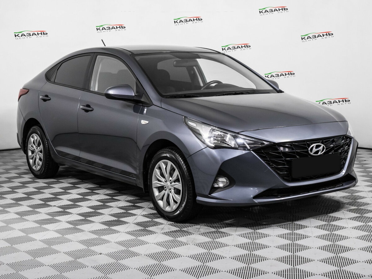 Купить Hyundai Solaris с пробегом. Фото: #2