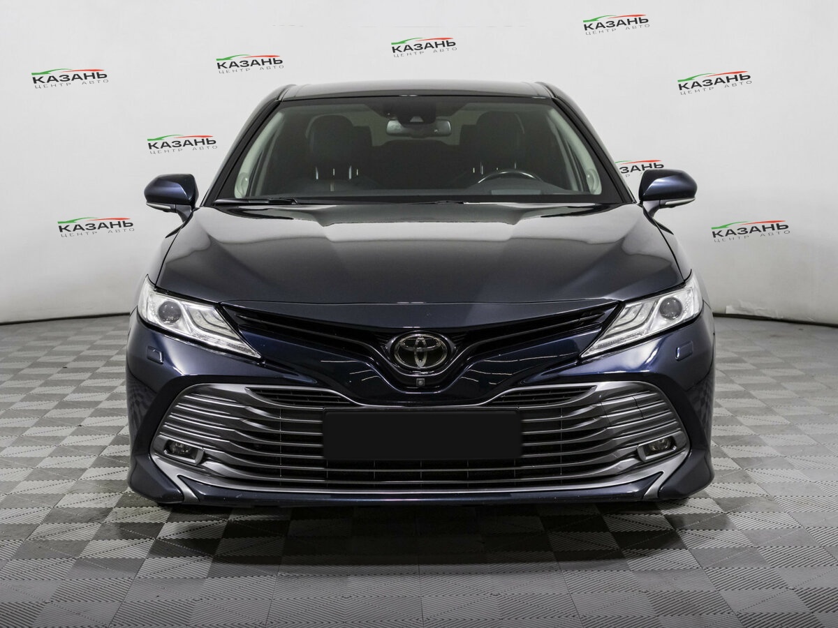 Купить Toyota Camry с пробегом. Фото: #1