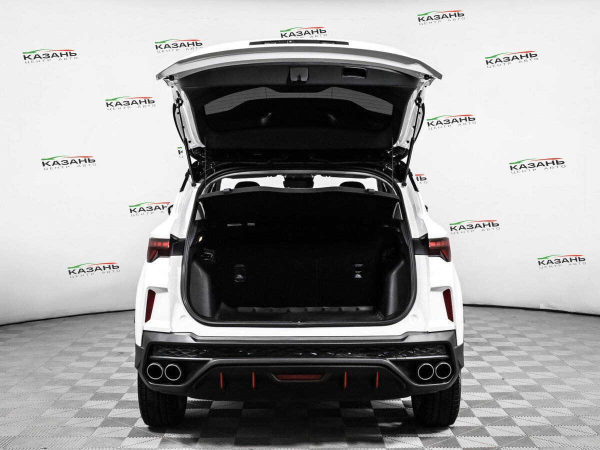 Купить Geely Coolray с пробегом. Фото: #11