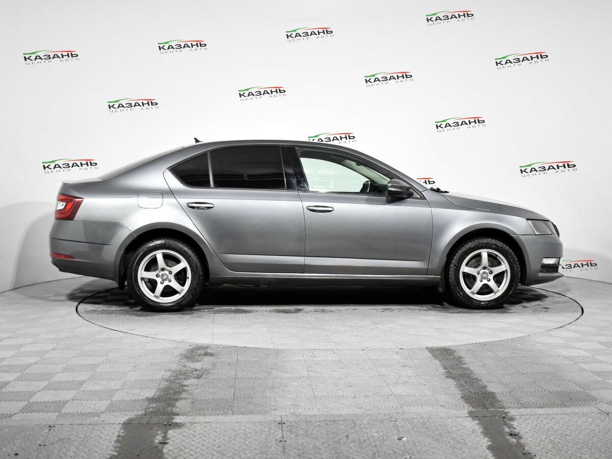 Купить Skoda Octavia с пробегом. Фото: #3