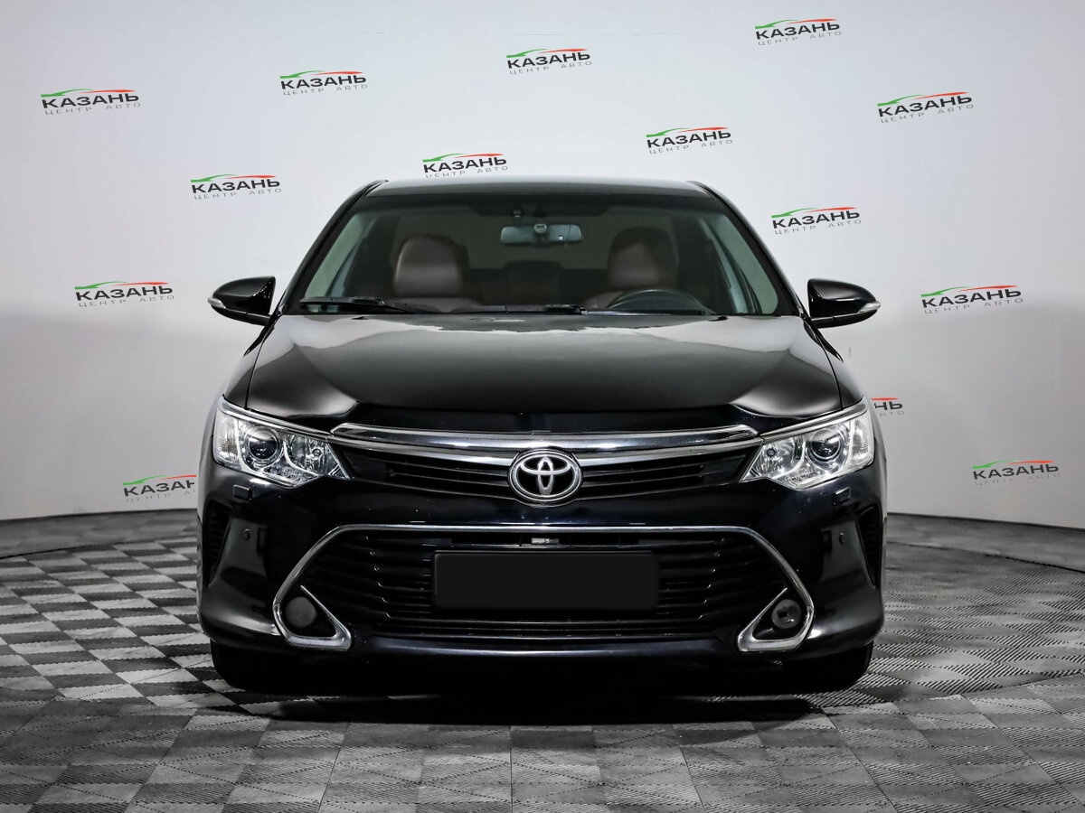 Купить Toyota Camry с пробегом. Фото: #1