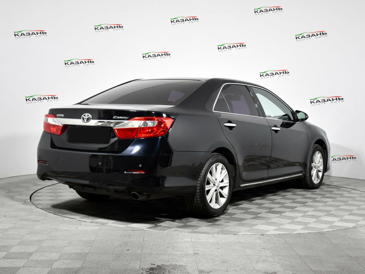 Купить Toyota Camry с пробегом. Фото: #3