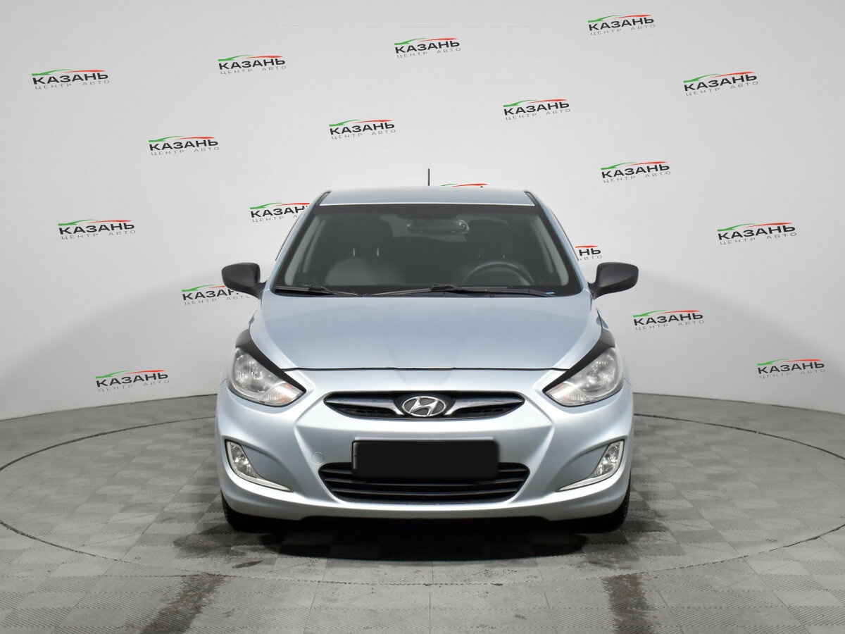 Купить Hyundai Solaris с пробегом. Фото: #1
