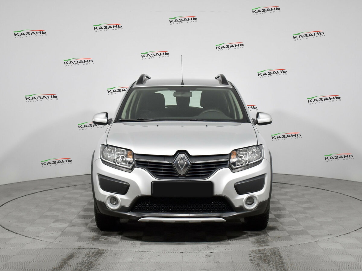 Купить Renault Sandero с пробегом. Фото: #1