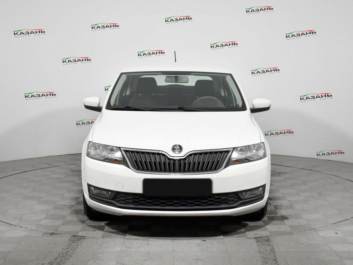 Купить Skoda Rapid с пробегом. Фото: #1