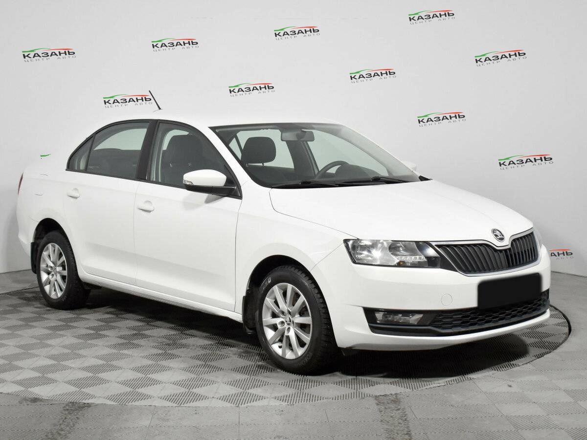 Купить Skoda Rapid с пробегом. Фото: #2