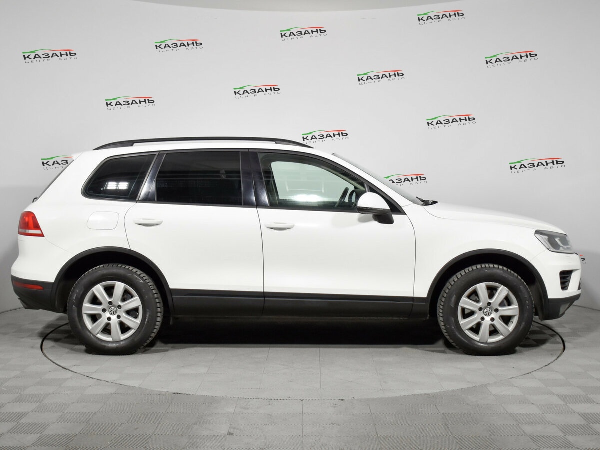 Купить Volkswagen Touareg с пробегом. Фото: #3