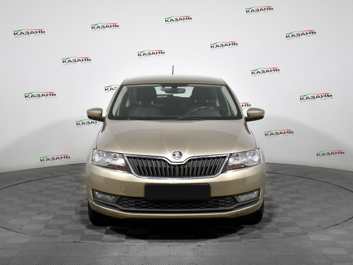 Купить Skoda Rapid с пробегом. Фото: #1