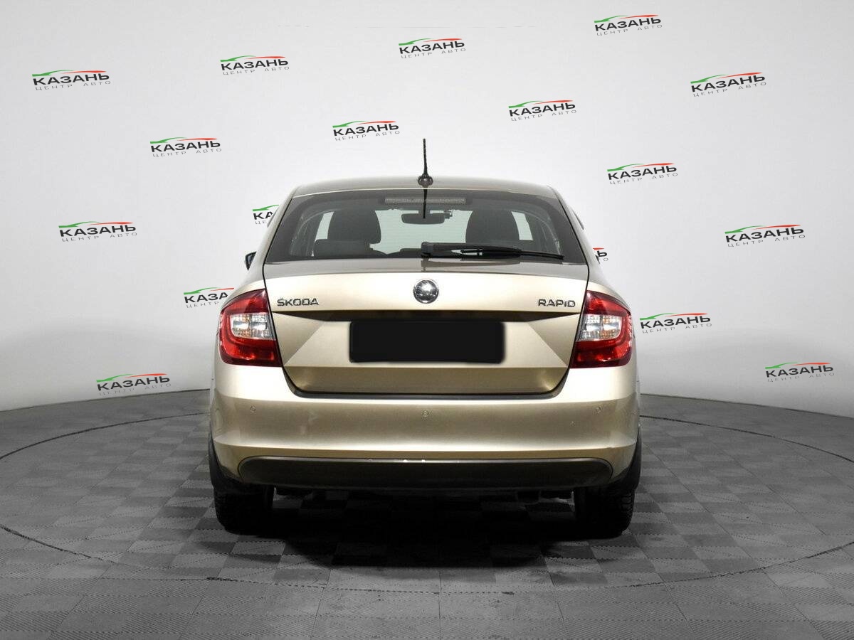 Купить Skoda Rapid с пробегом. Фото: #5