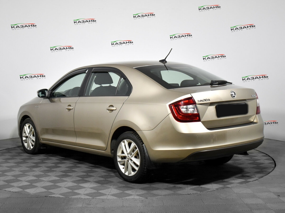 Купить Skoda Rapid с пробегом. Фото: #6