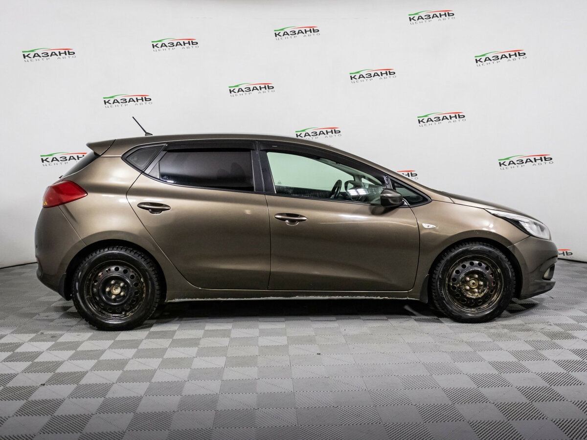 Купить Kia Ceed с пробегом. Фото: #3