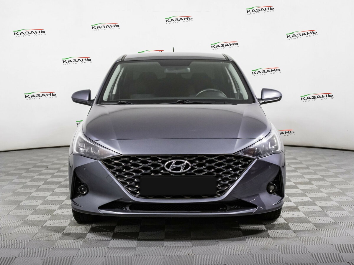 Купить Hyundai Solaris с пробегом. Фото: #1