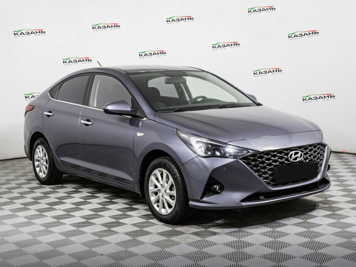 Купить Hyundai Solaris с пробегом. Фото: #2