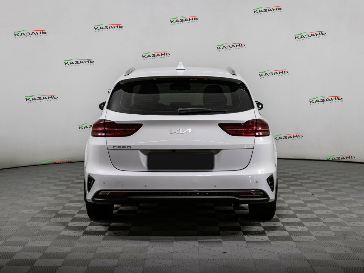 Купить Kia Ceed с пробегом. Фото: #4