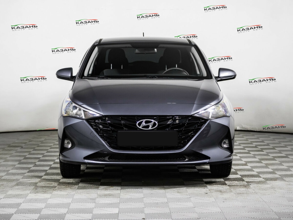 Купить Solaris HS с пробегом. Фото: #1