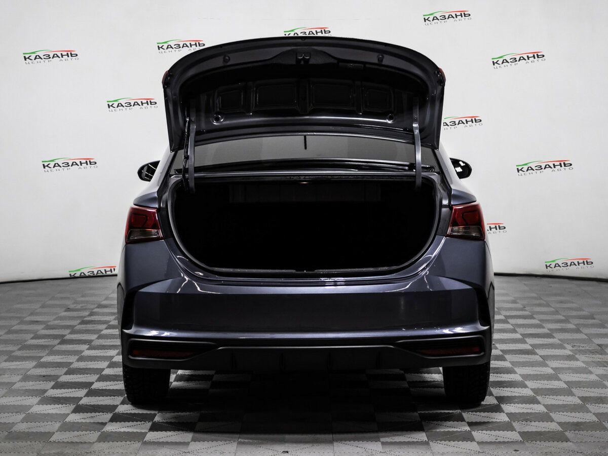 Купить Solaris HS с пробегом. Фото: #13