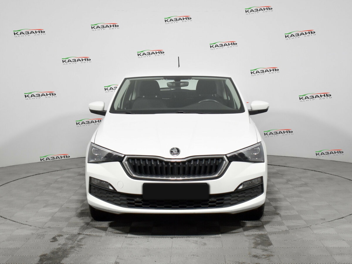 Купить Skoda Rapid с пробегом. Фото: #1