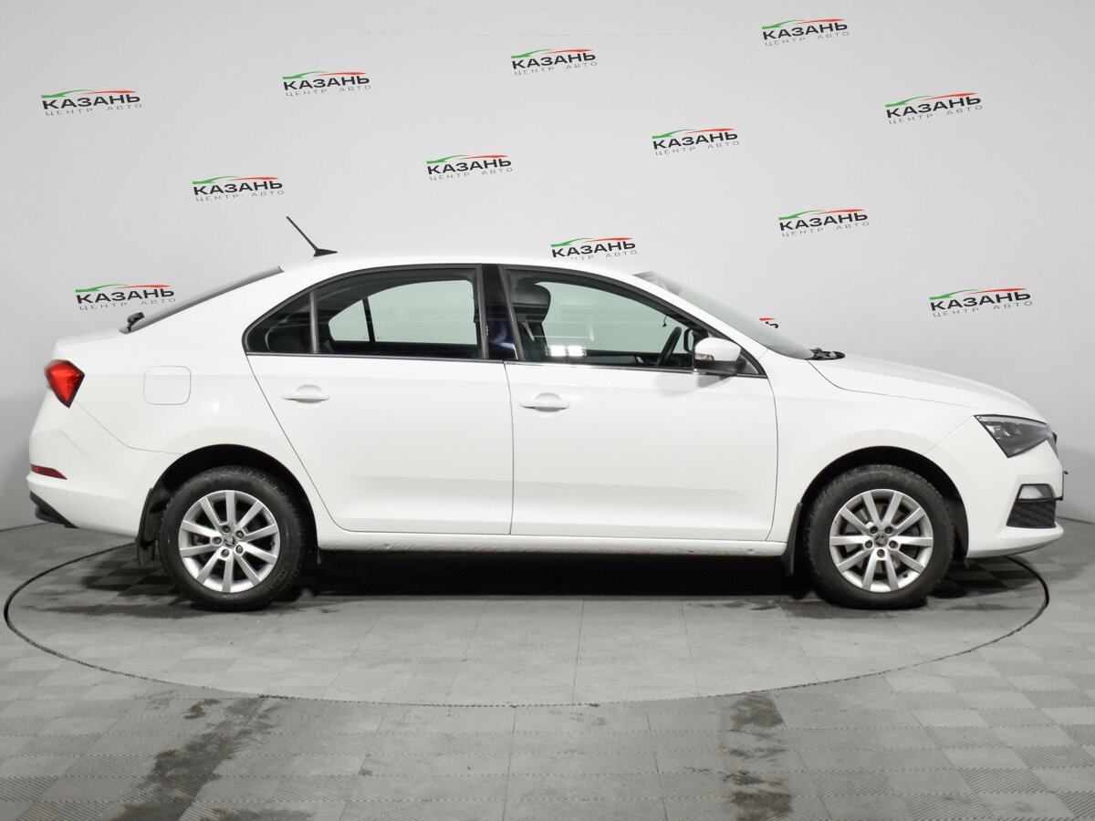Купить Skoda Rapid с пробегом. Фото: #3
