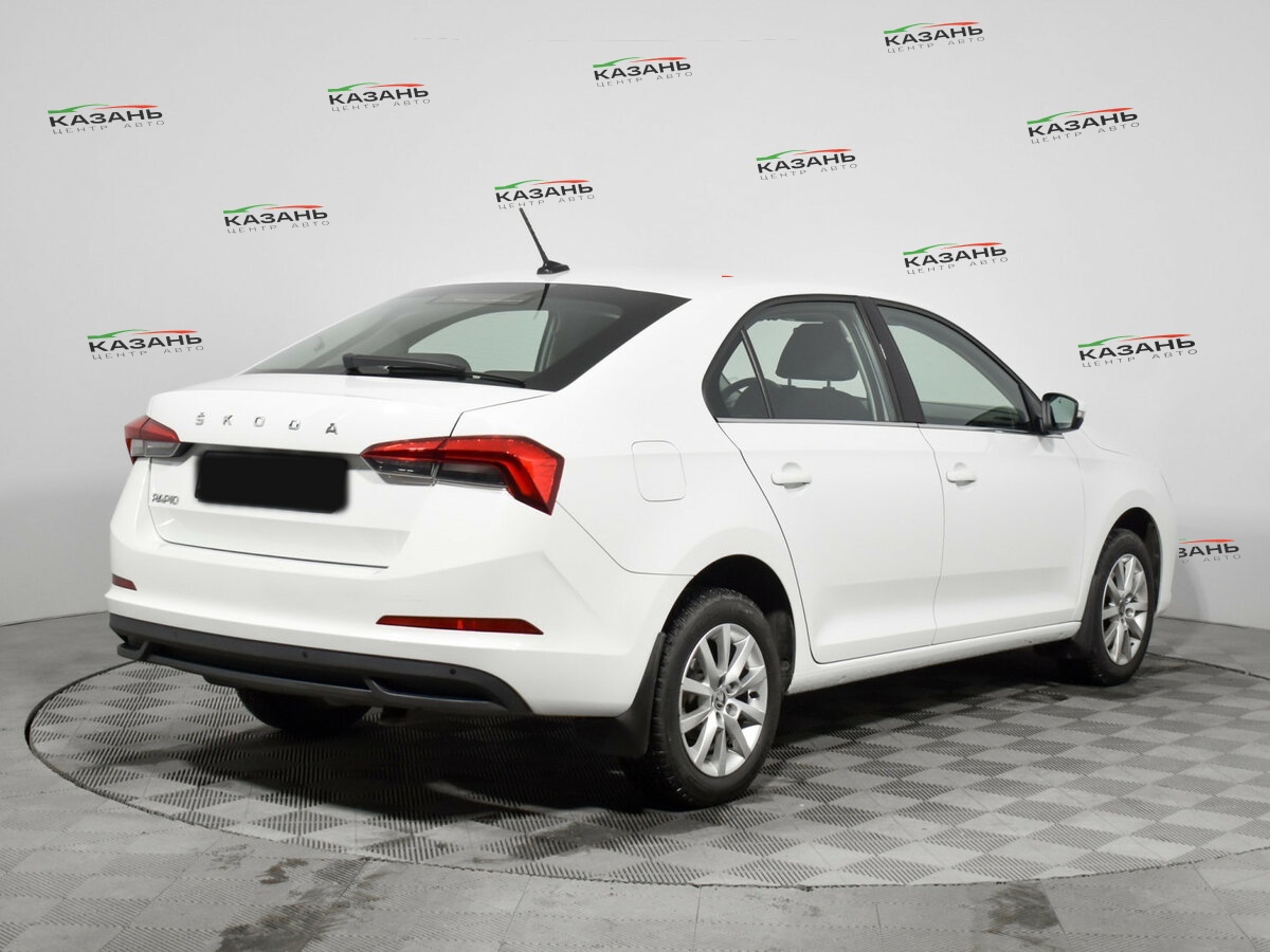 Купить Skoda Rapid с пробегом. Фото: #4