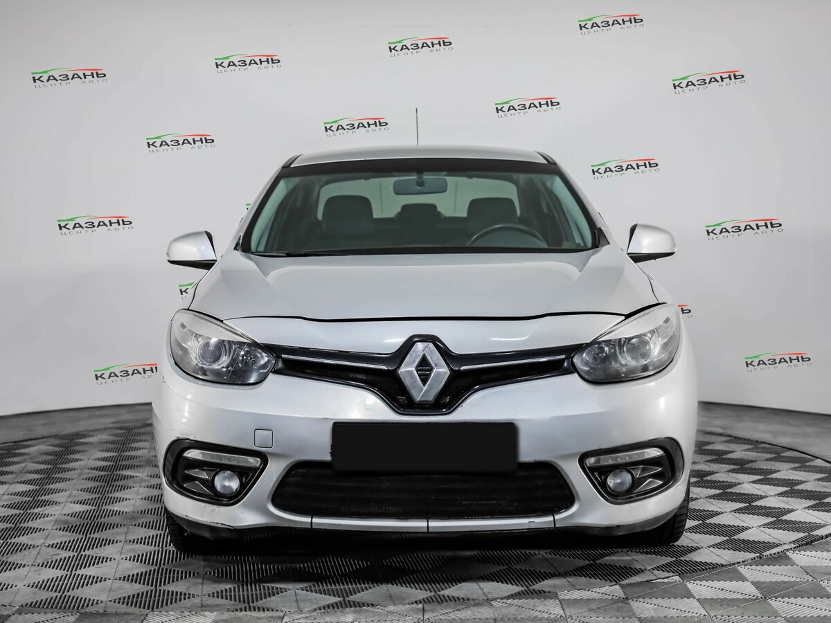 Купить Renault Fluence с пробегом. Фото: #1