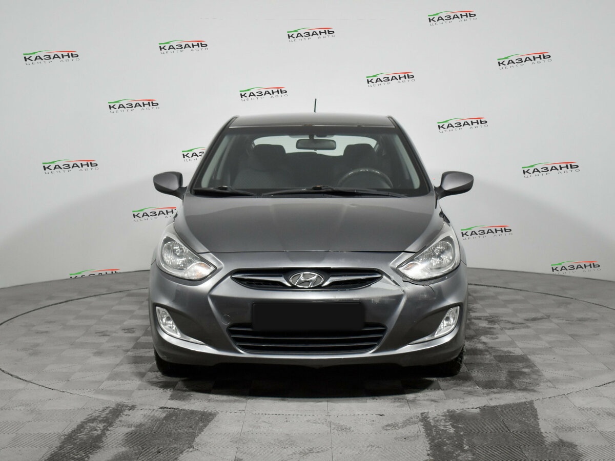 Купить Hyundai Solaris с пробегом. Фото: #1