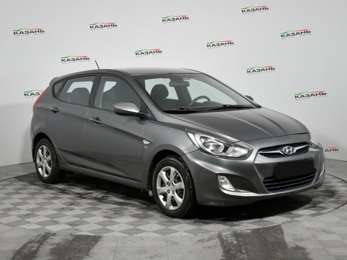Купить Hyundai Solaris с пробегом. Фото: #2