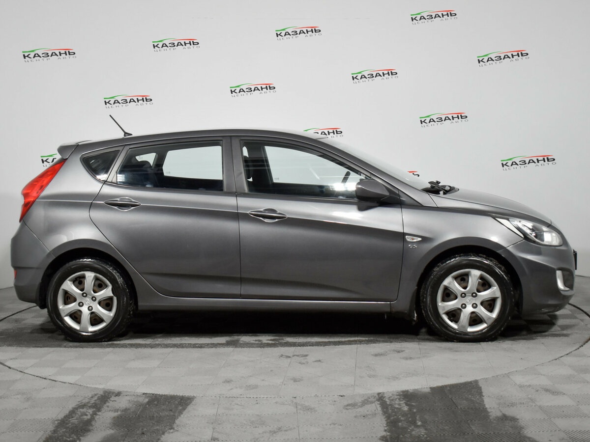 Купить Hyundai Solaris с пробегом. Фото: #3