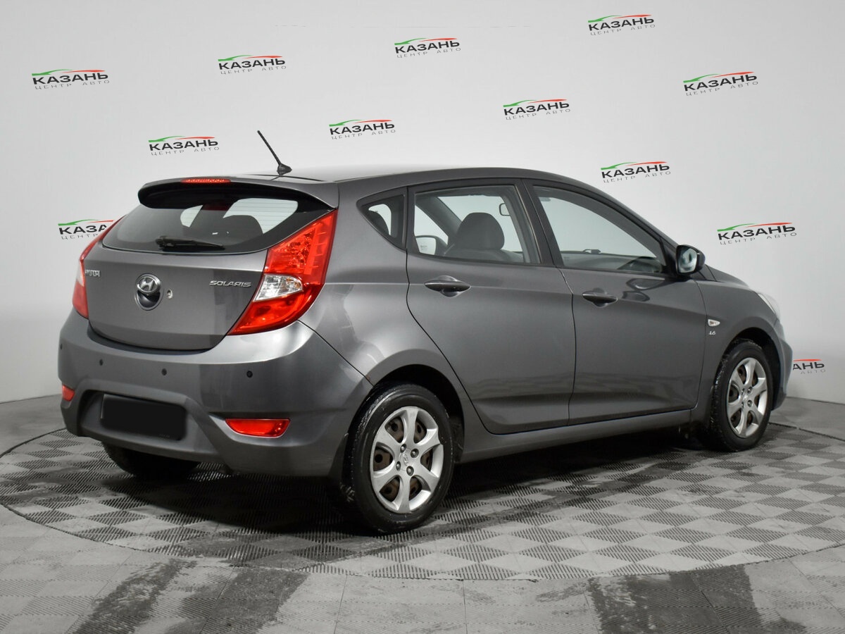 Купить Hyundai Solaris с пробегом. Фото: #4