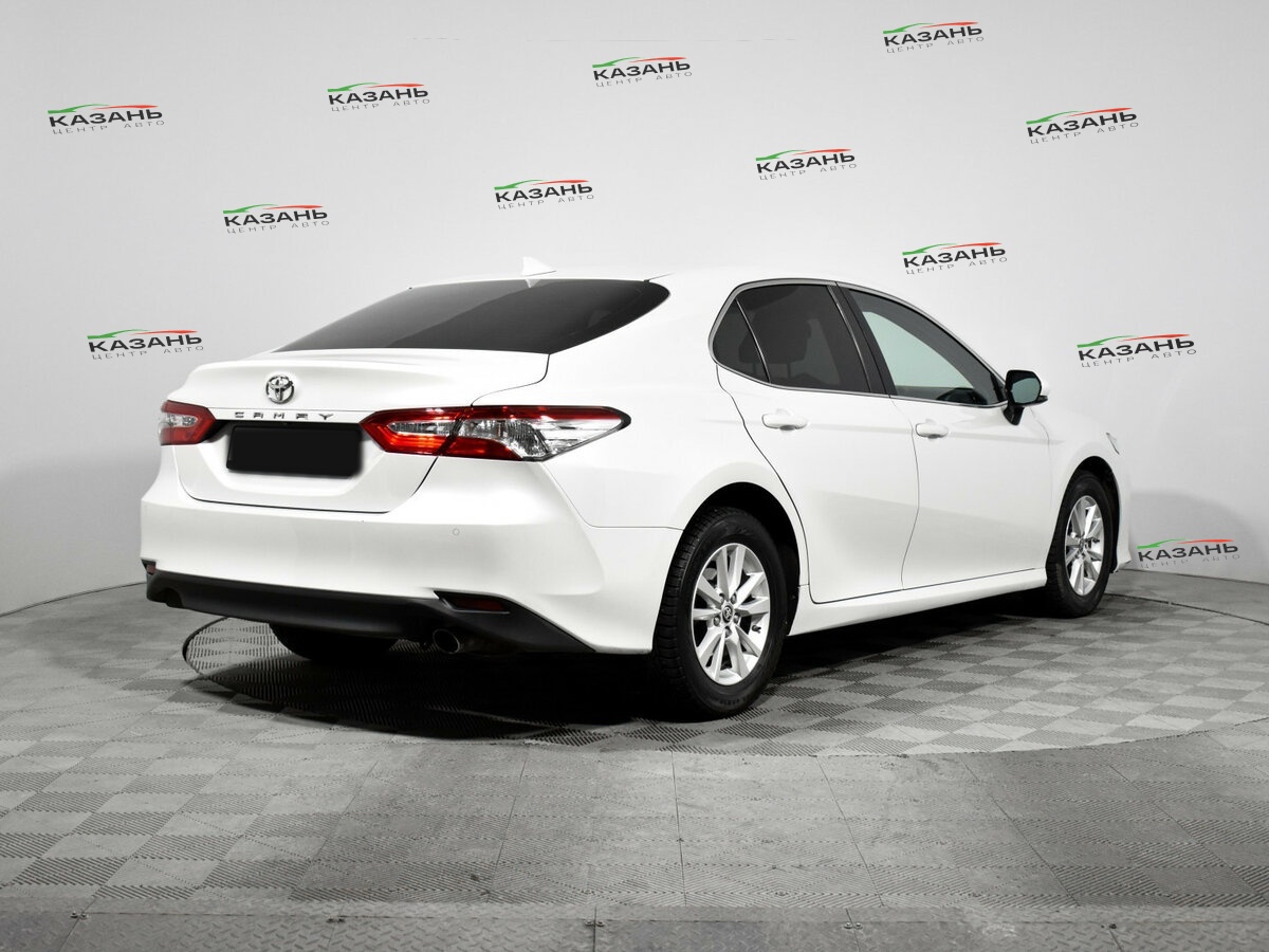 Купить Toyota Camry с пробегом. Фото: #3