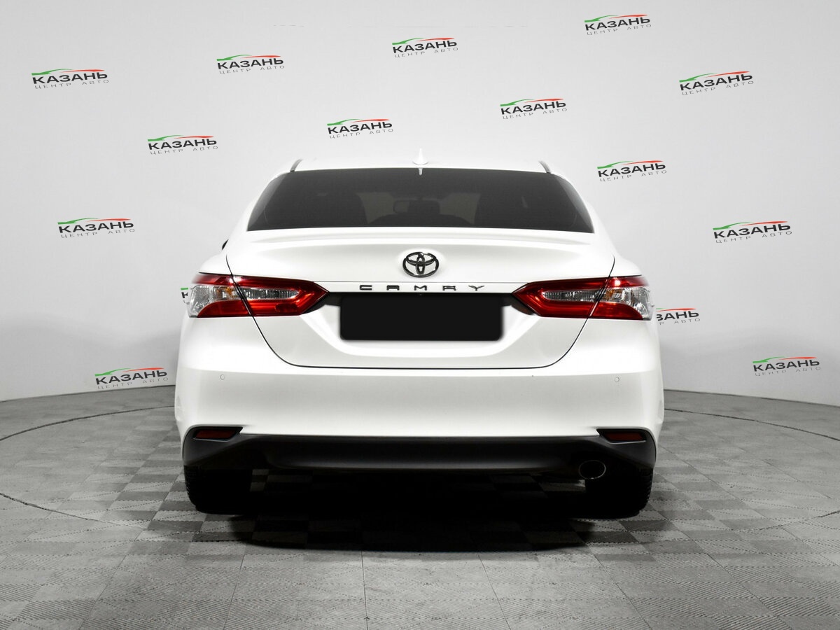 Купить Toyota Camry с пробегом. Фото: #4