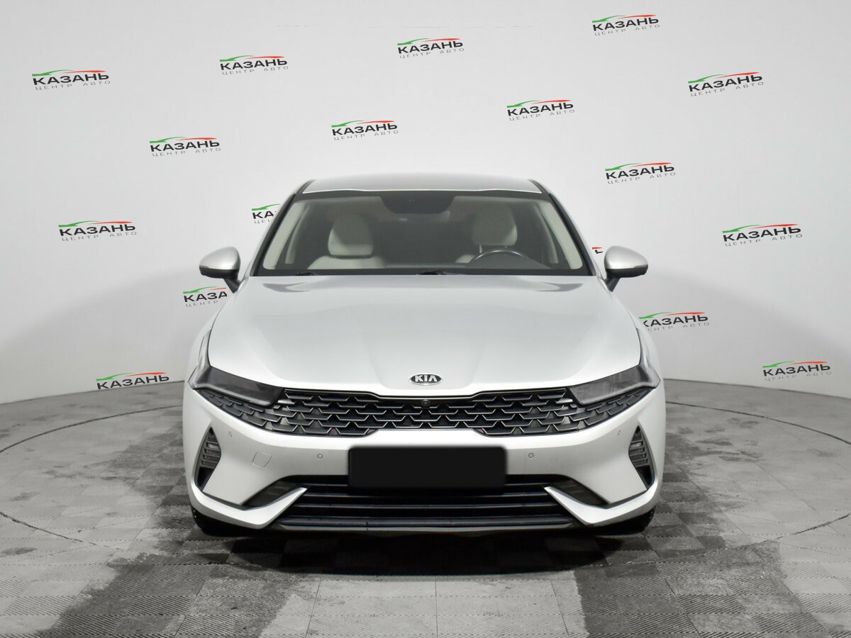 Купить Kia K5 с пробегом. Фото: #1