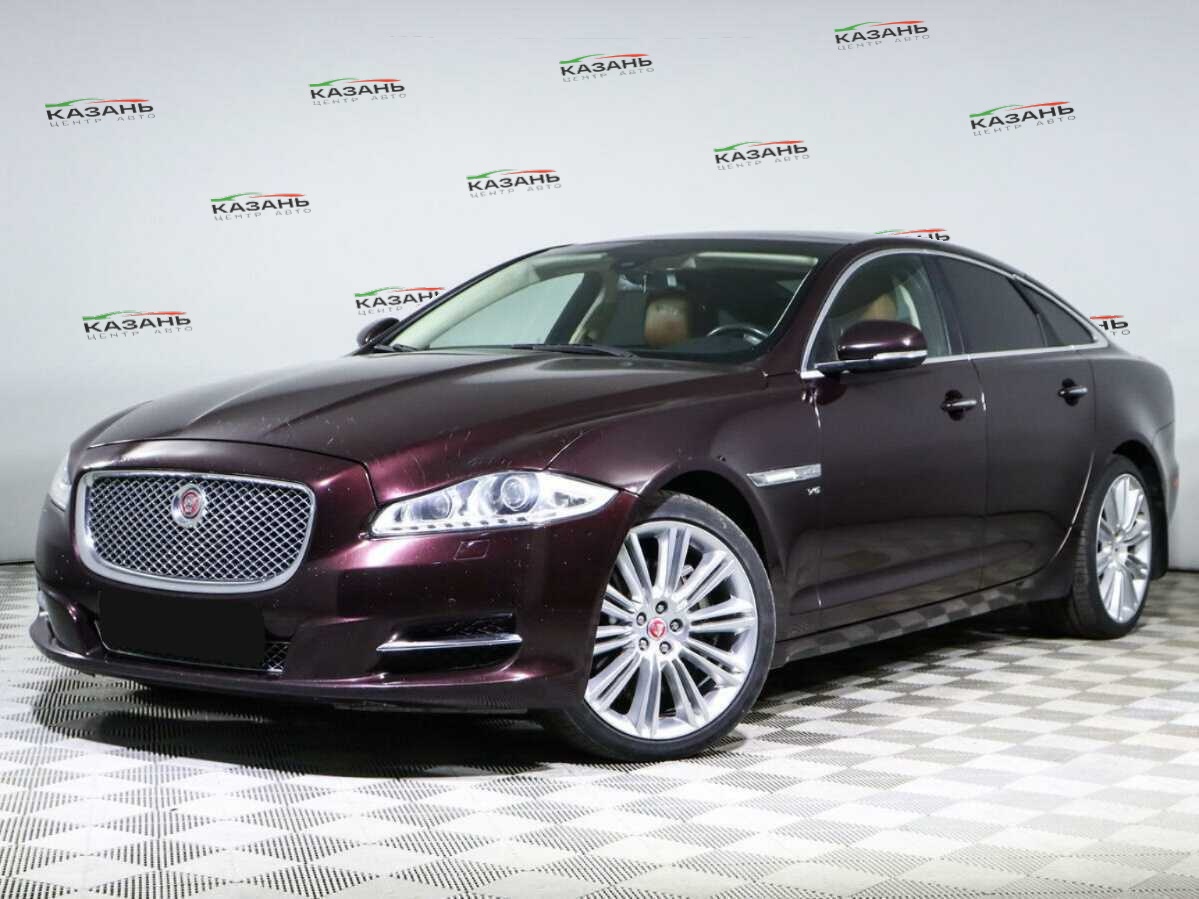 Jaguar XJ