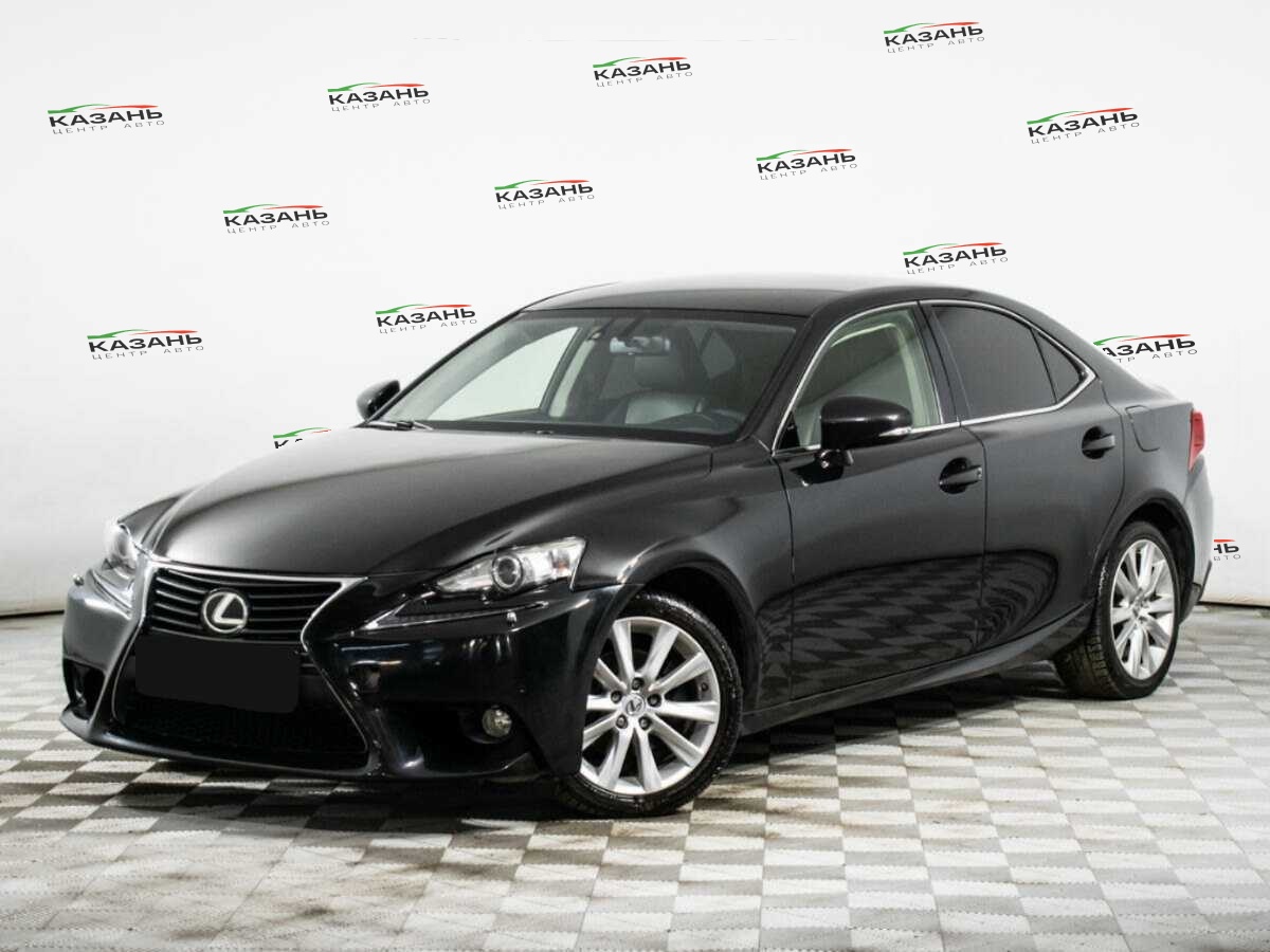 Lexus IS