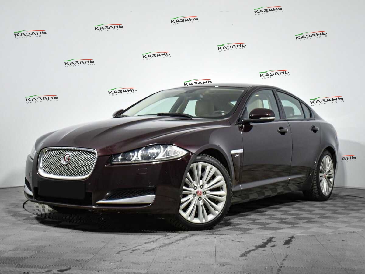 Jaguar XF