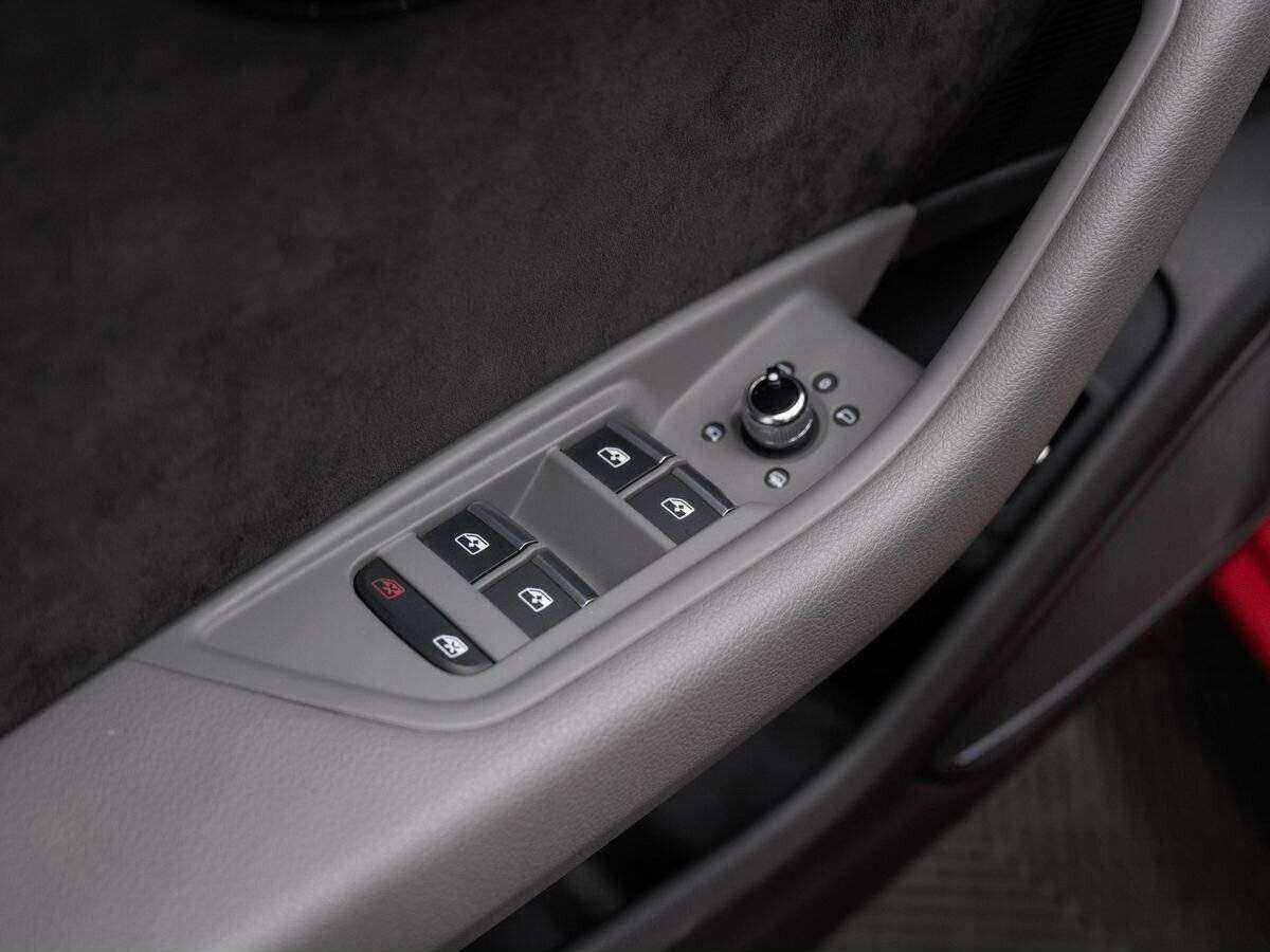 Купить Audi A4 с пробегом. Фото: #16