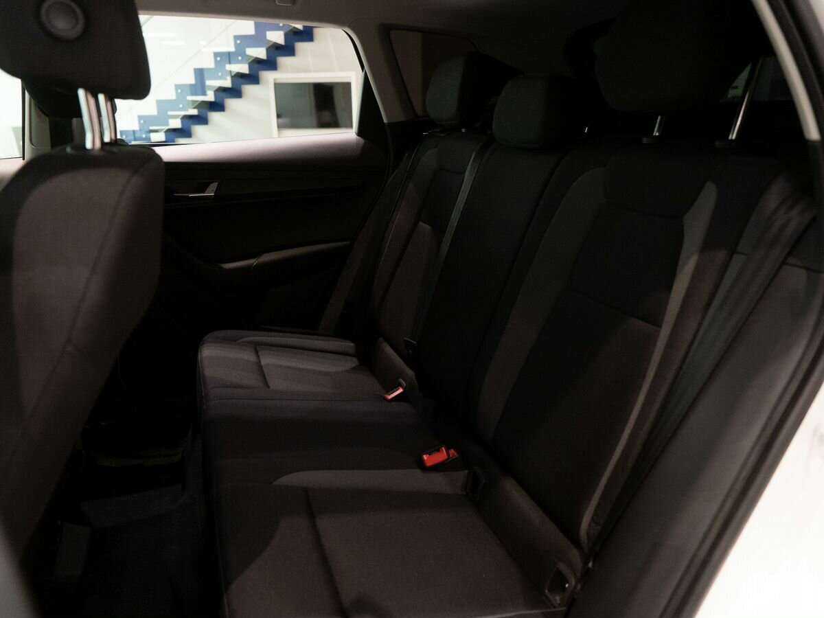 Купить Skoda Karoq с пробегом. Фото: #6