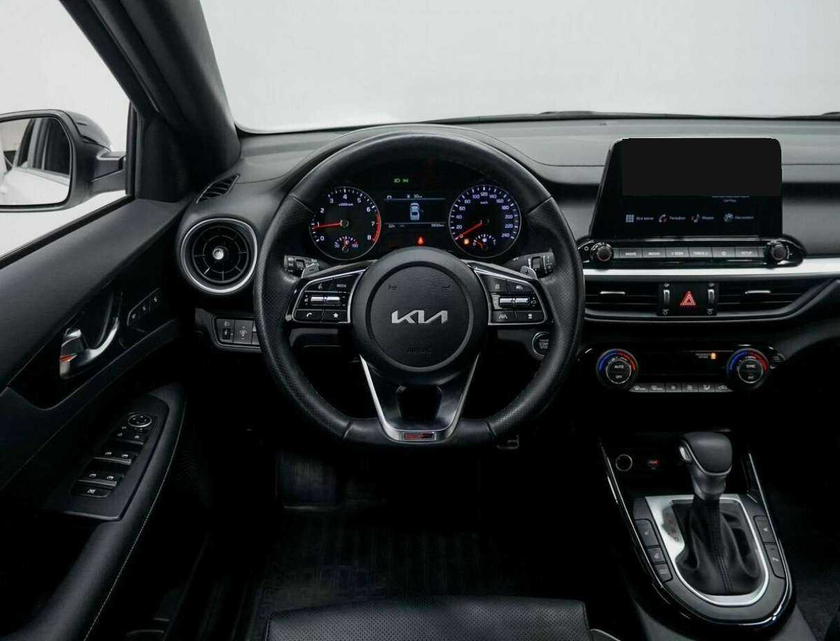 Купить Kia Cerato с пробегом. Фото: #8