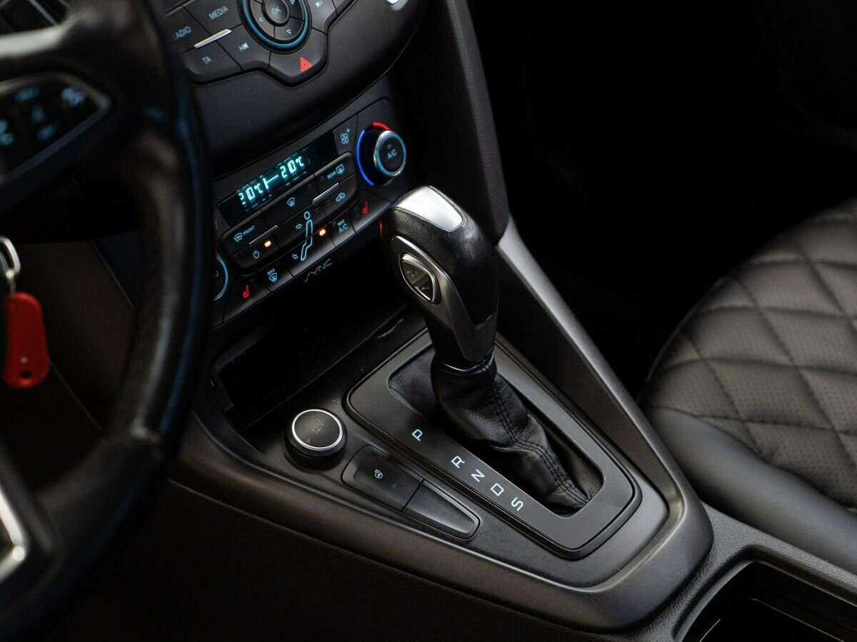 Купить Ford Focus с пробегом. Фото: #10