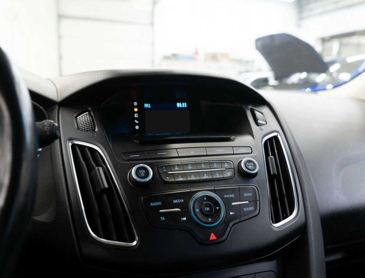 Купить Ford Focus с пробегом. Фото: #11