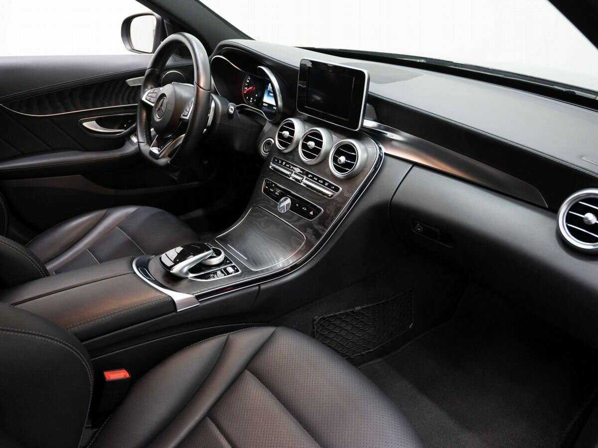 Купить Mercedes-Benz C-Класс с пробегом. Фото: #10