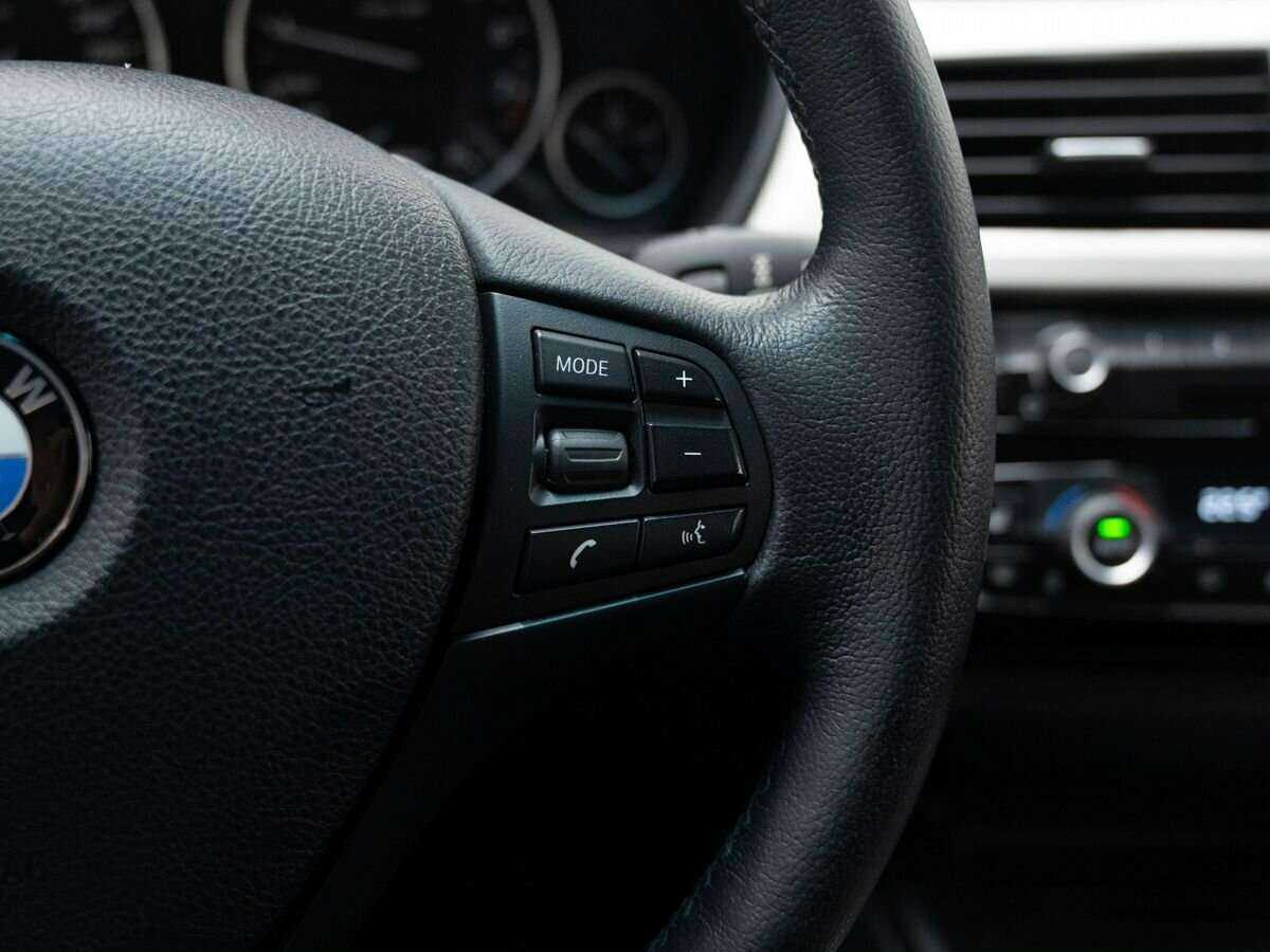 Купить BMW 3 серии с пробегом. Фото: #21